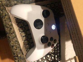 Xbox Series X white controller