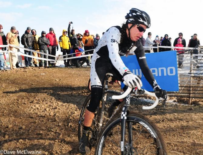 Nicole Duke (Alchemy) leading the race on lap one