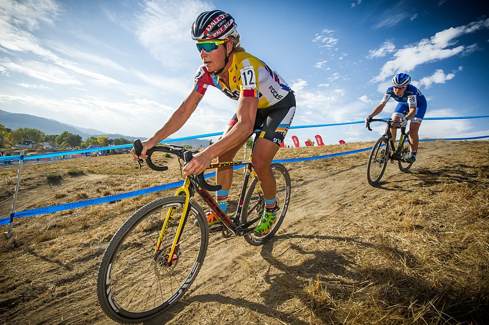 Meredith Miller (Noosa) and Georgia Gould (Luna) taking a short descent while in hot pursuit of Caroline Mani (Raleigh Clement).