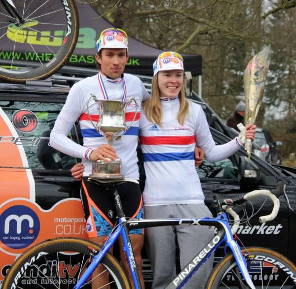 Elite men's winner Ian Bibby and junior women's victor Hannah Barnes celebrate their respective British title wins