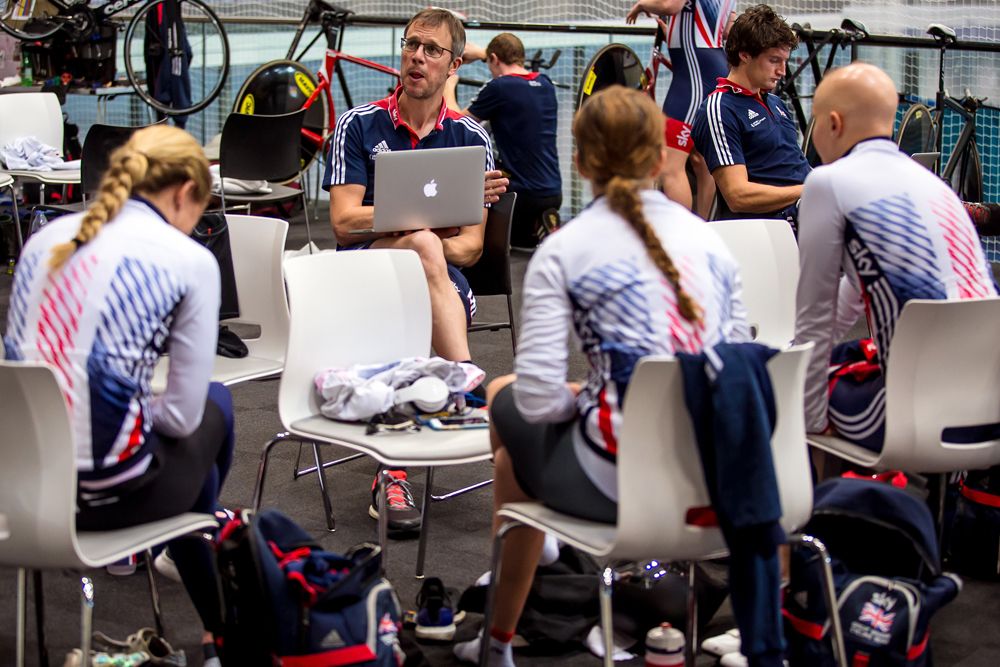 Coach Paul Manning sits down with the women's endurance team
