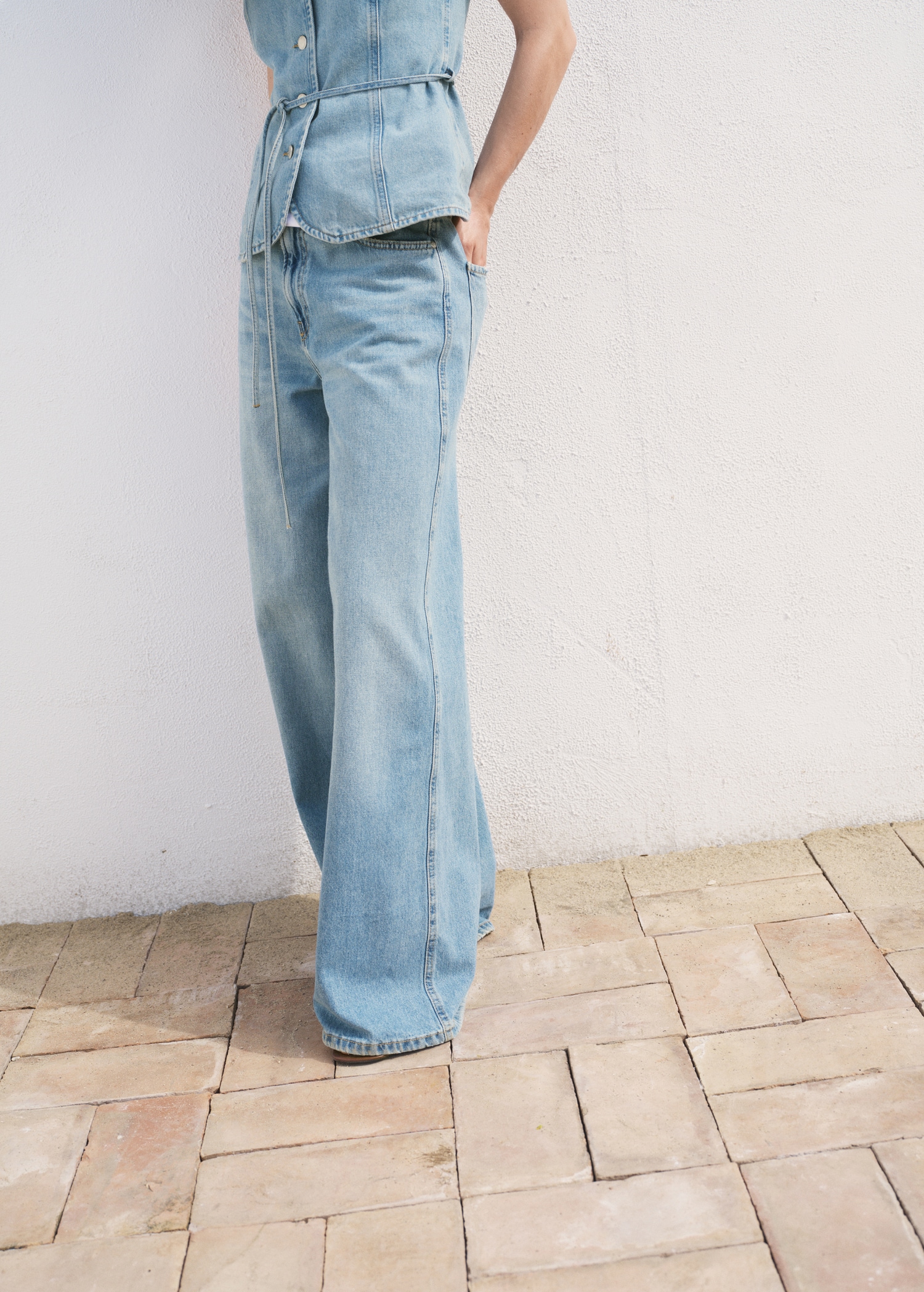 High-Waisted Wide-Leg Jeans - Women | Mango Usa