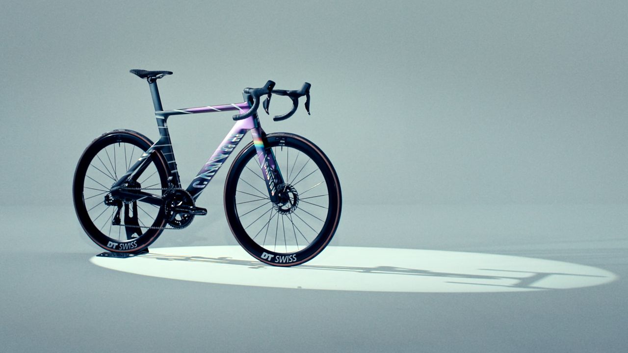 Canyon Unveils Limited-Edition MACH 874 Bikes Inspired by Paris Olympics Performance