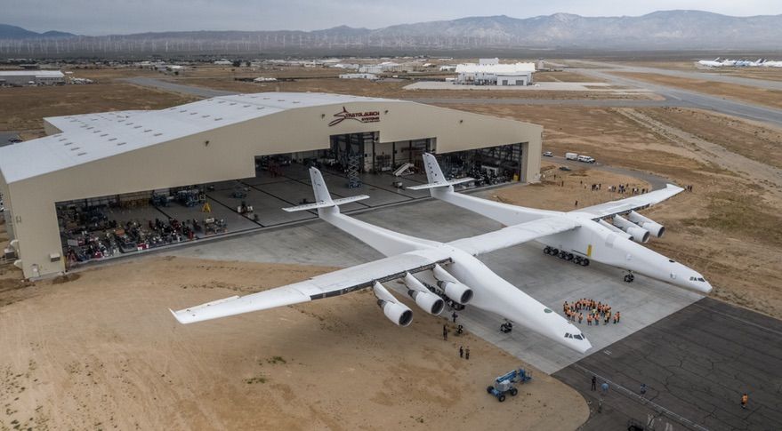 Stratolaunch Test Photos: The World's Largest Plane In Action | Space