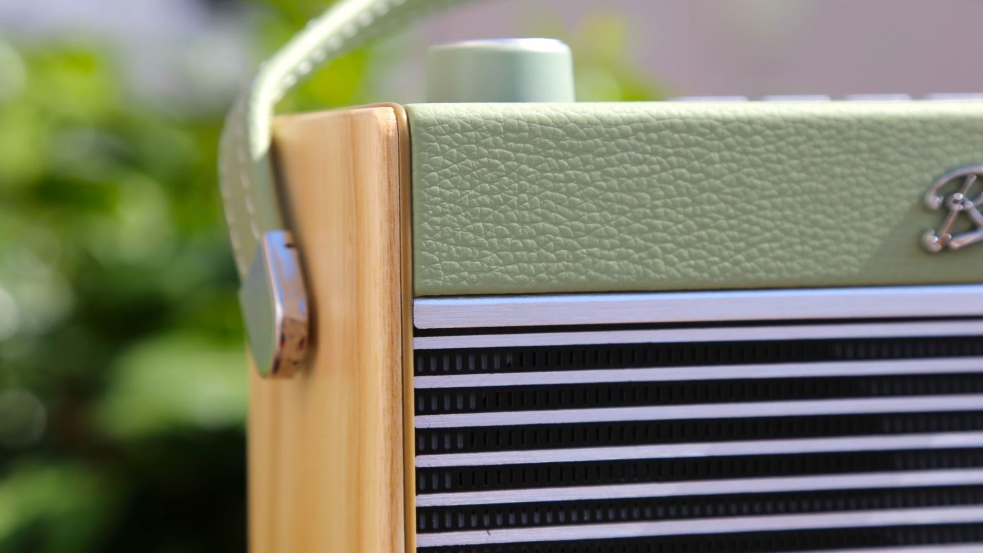 a closeup of the roberts rambler bt stereo dab radio