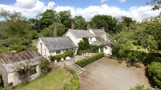 Grade II farmhouse set on 47 acres