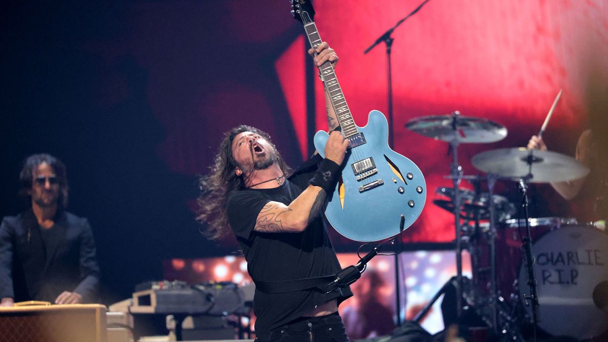 Dave Grohl says “the dial is starting to turn back to guitar-based ...