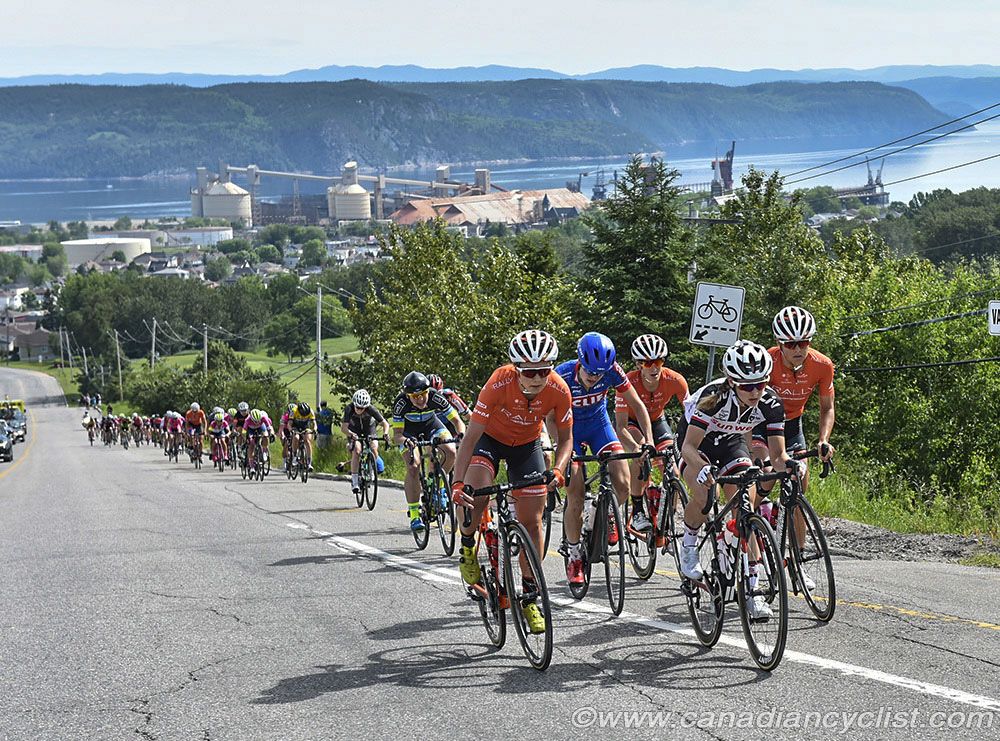 Kirchmann puts on the pressure on the climb
