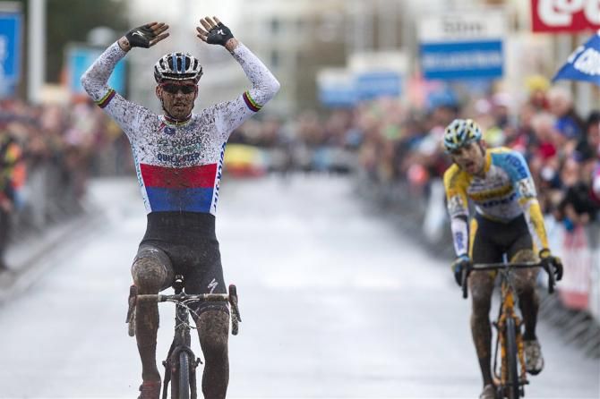 Czech champion Zdenek Stybar (Omega Pharma-QuickStep) outsprinted Rob Peeters (Telenet-Fidea) to win in Bredene