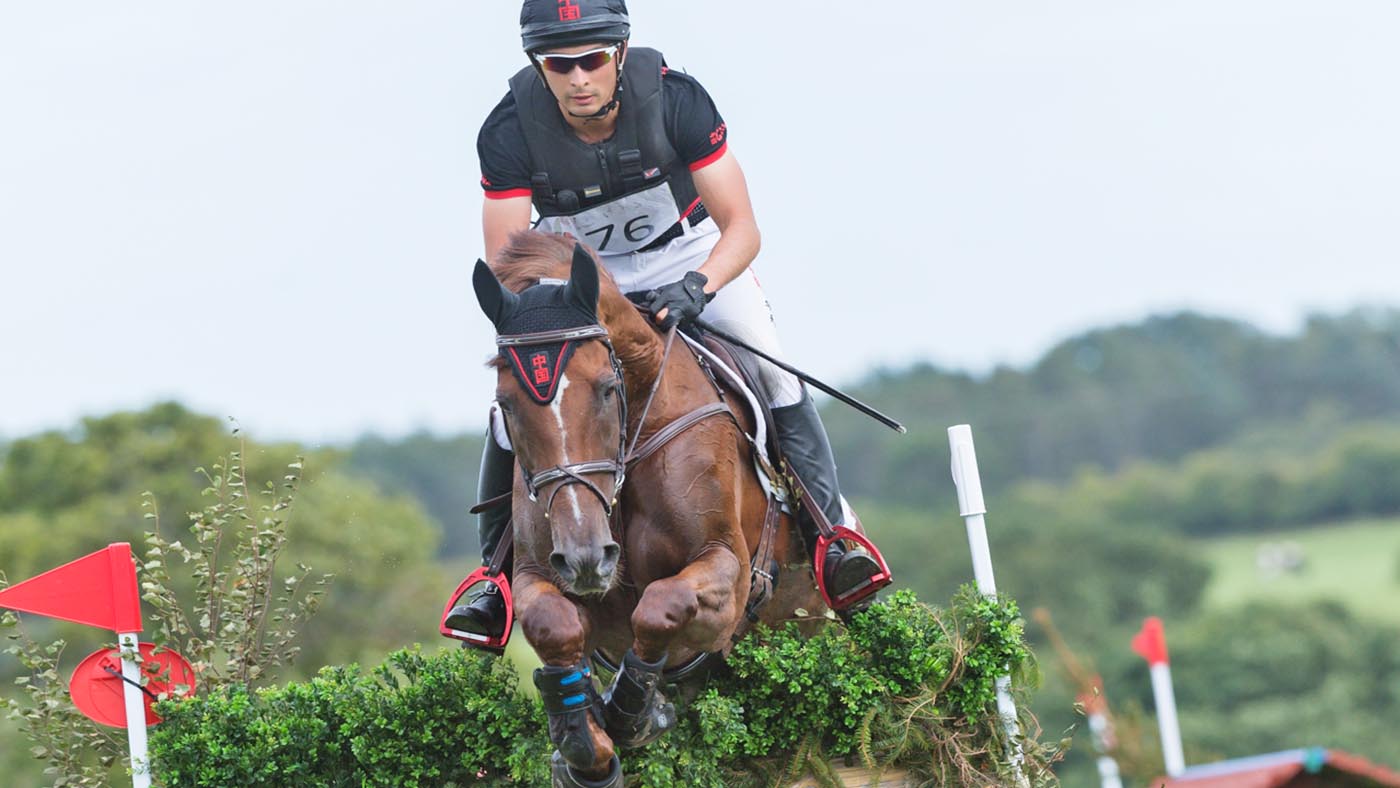 ALEX HUA TIAN RIDING DON GENIRO
