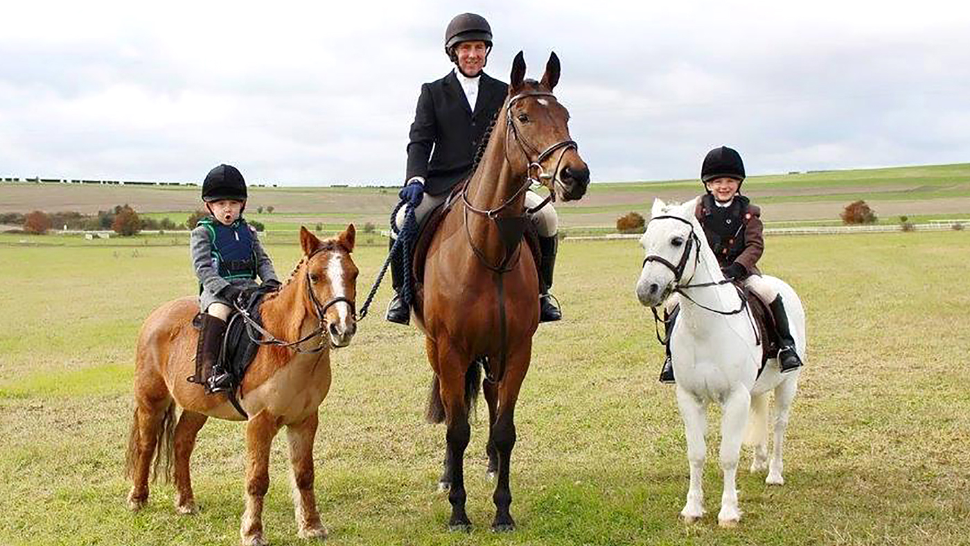 Bobs Bobs Worth with the Vigors family Worth with the Vigors family