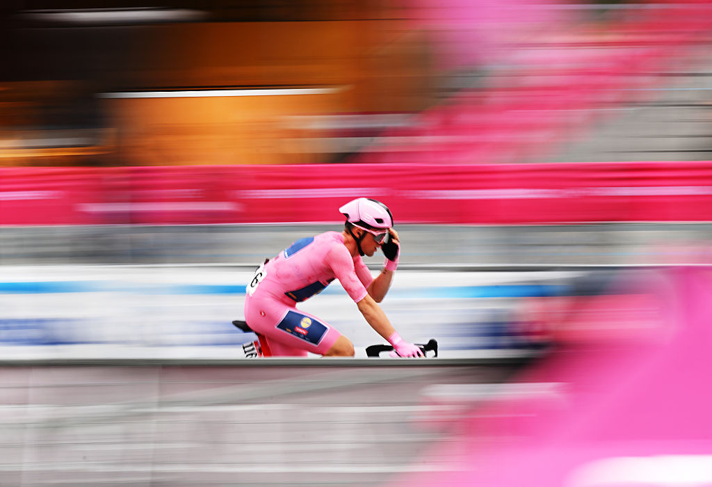 Mads Pedersen leads the Giro d'Italia
