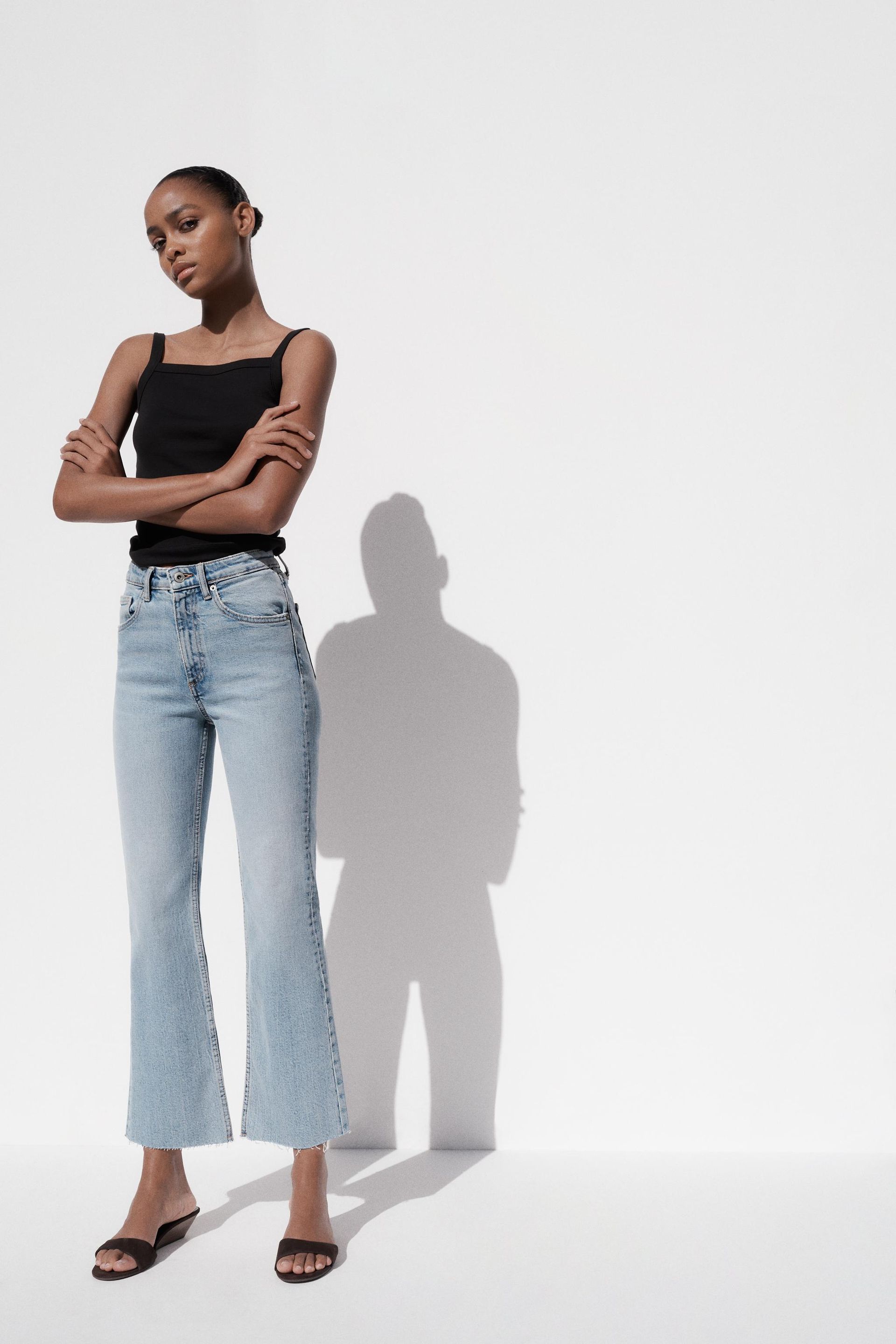 Flared Cropped High Waist Trf Jeans
