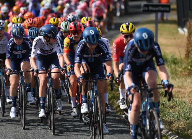 What went wrong for dsm-firmenich in Tour de France Femmes stage 3 ...