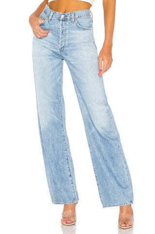 Wide-Leg Jeans in a Light Blue Wash