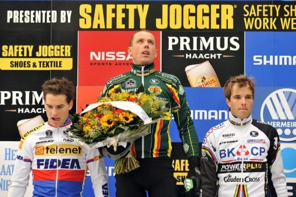 The Kalmthout podium: Zdenek Stybar (2nd, Telenet-Fidea), Sven Nys (1st, Landbouwkrediet-Colnago) and Niels Albert (3rd, BKCP - Powerplus)