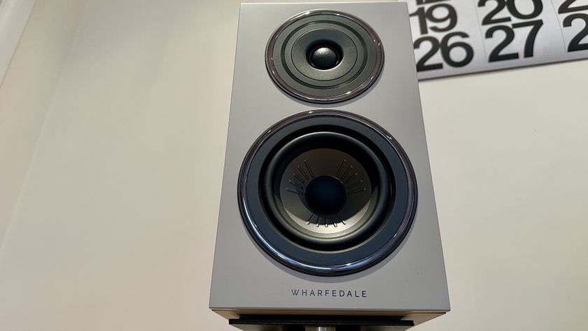 The Wharfedale Diamond 12.1i speaker in slate gray