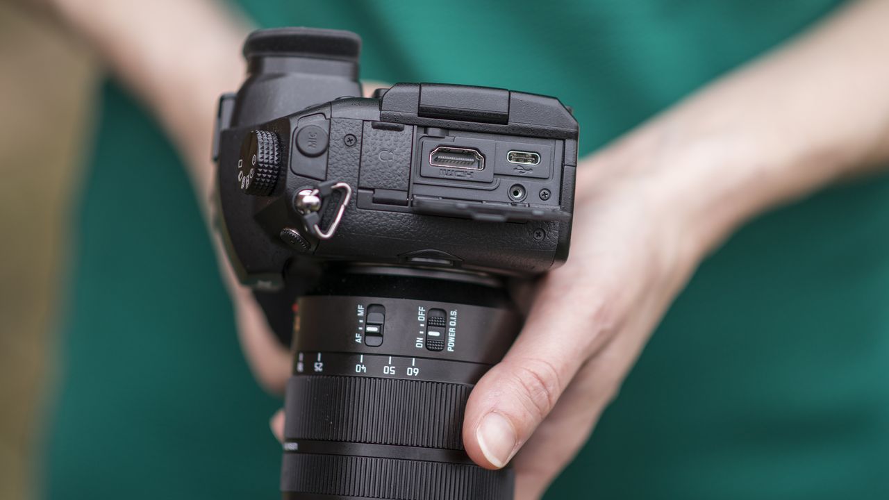 Panasonic GH5 from the side