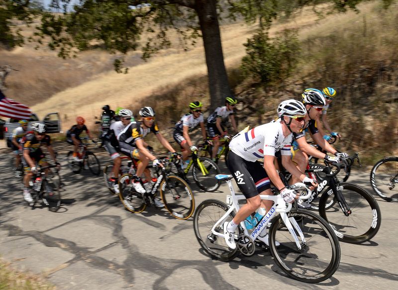 Peter Kennaugh (Team Sky) in the bunch