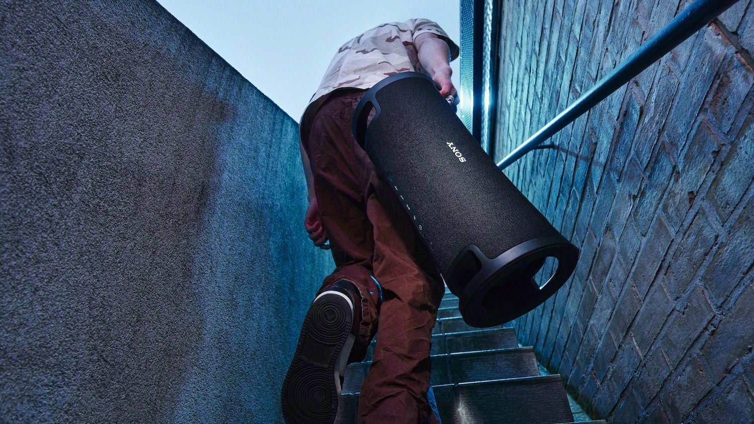 Sony ULT FIELD 7