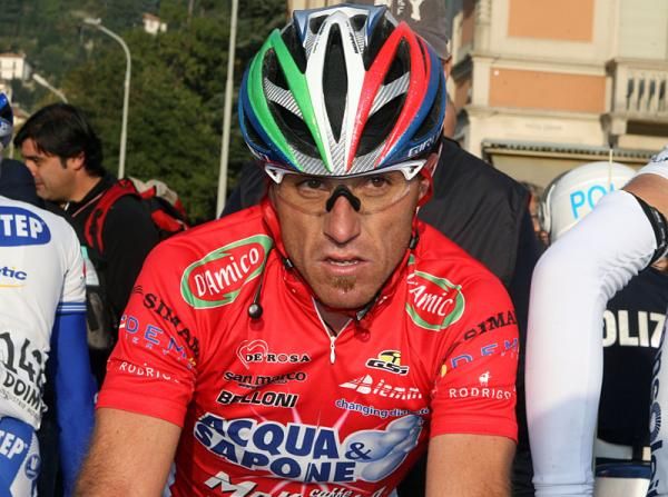 Luca Paolini (Acqua &amp; Sapone - Caffe Mokambo) at the finish in Como.