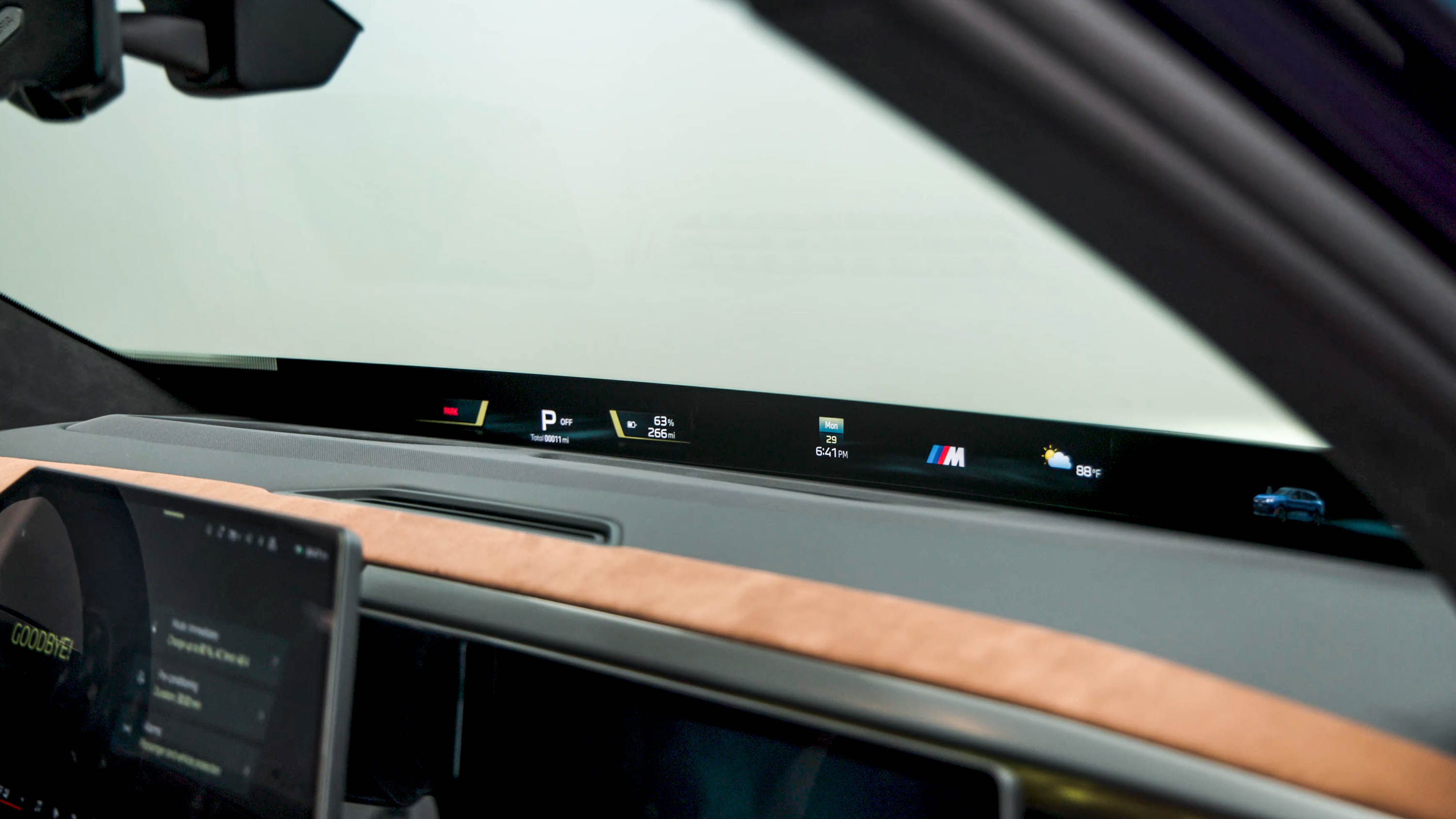 BMW iX5 EV