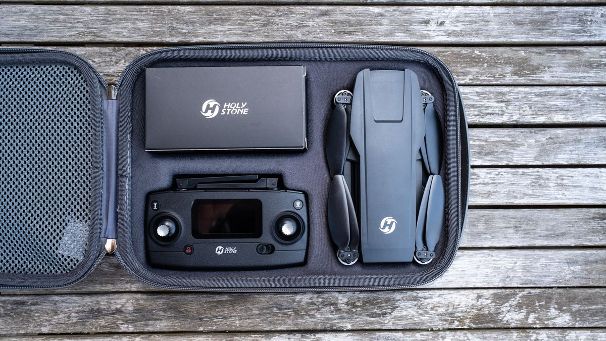 Holy Stone HS720G Drone_Case open