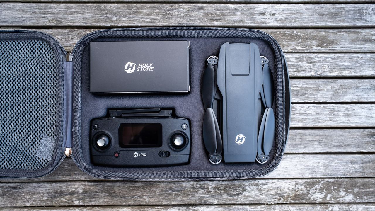 Holy Stone HS720G Drone_Case open