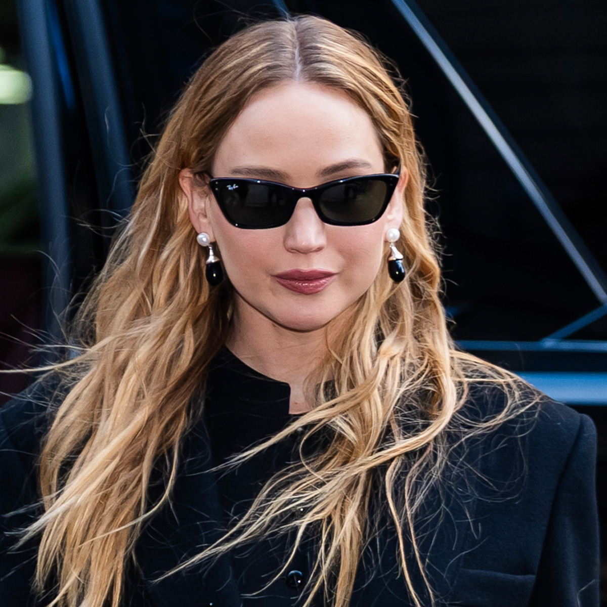 NEW YORK, NEW YORK - NOVEMBER 06: Jennifer Lawrence is seen in Midtown on November 06, 2025 in New York City. 