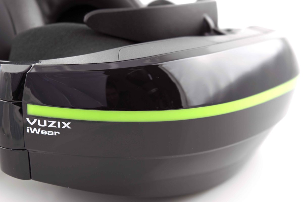 The Vuzix iWear VR HMD, Hands On: A Home Movie Theater On Your Face | Tom's  Hardware