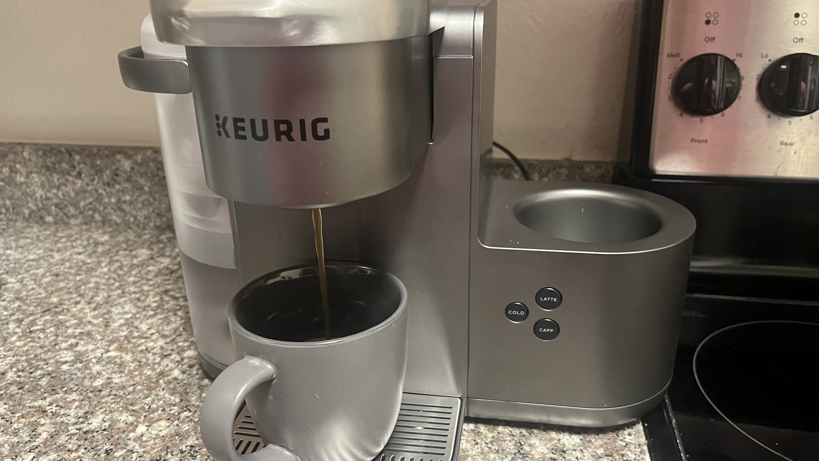 NEW Keurig K-Cafe SMART vs Older K-Cafe Latte, Cappuccino K-Cup Coffee  Maker Comparison 