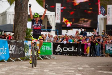 Gunn-Rita Dahle Flesjå (Multivan Merida) wins the 2012 Bike The Rock in Heubach