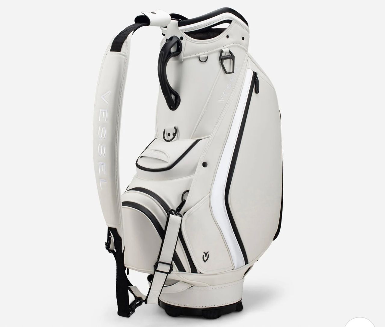 Photo of the White Vessel Prime 2.0 staff bag