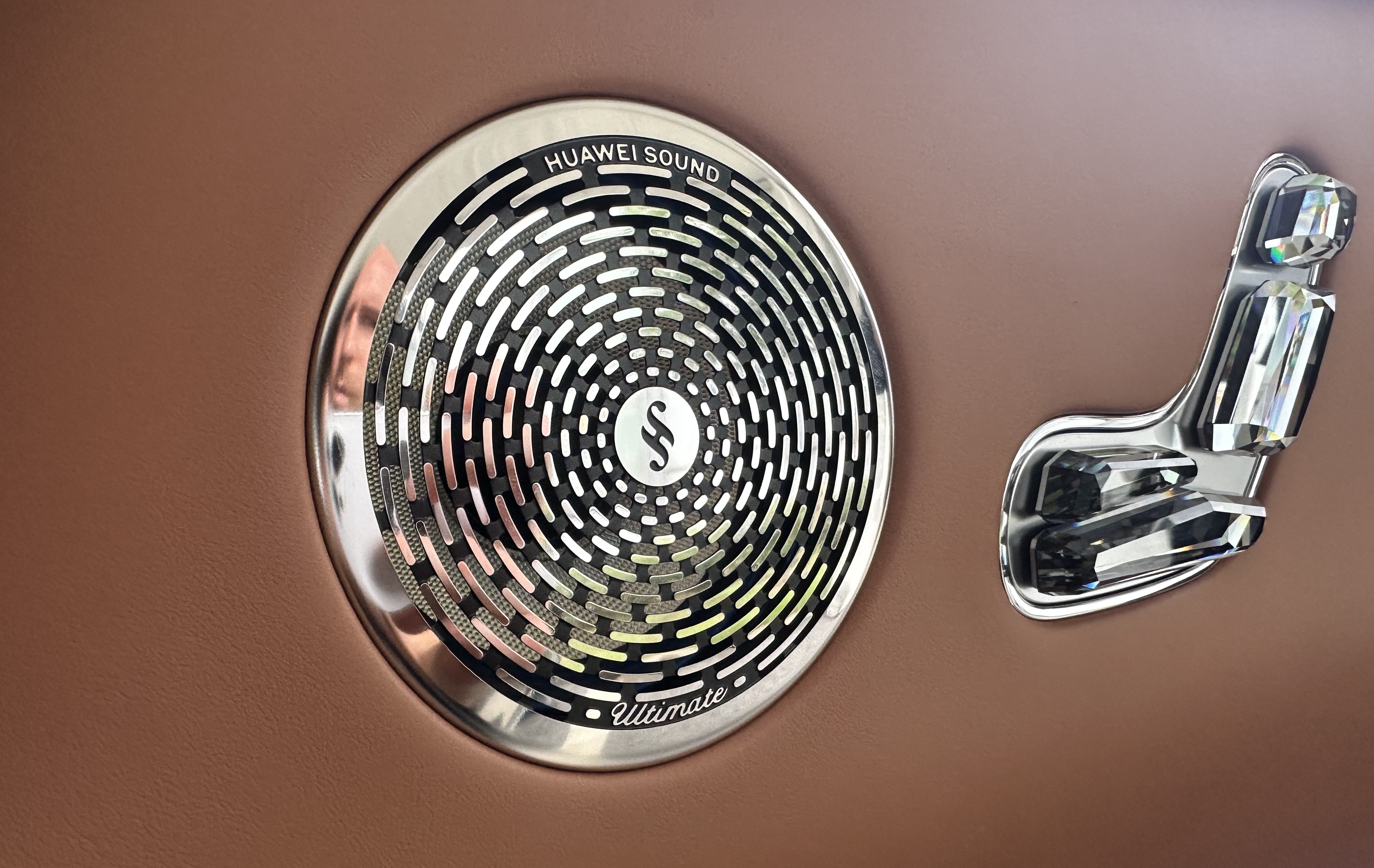 Huawei door speakers