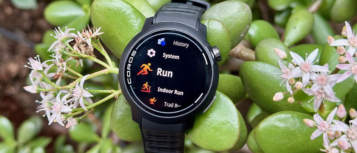 The main activity menu on the COROS PACE Pro, highlighting the Run mode.