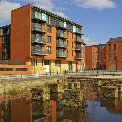 Revealed: postcodes most likely to sell for asking price in 2019 ...