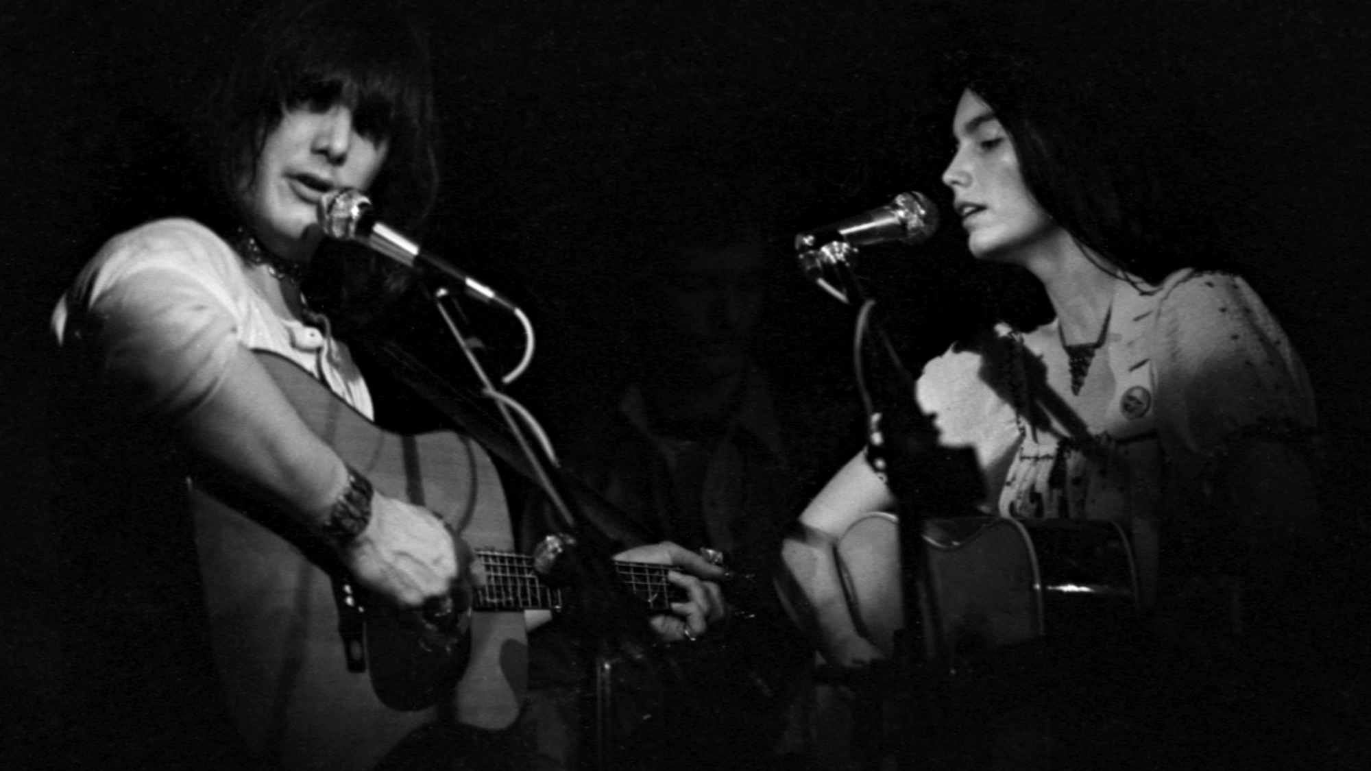 Emmylou Harris and Gram Parsons (1946-1973) in 1973