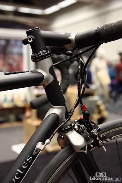 Ultra-clean lugwork from Shamrock Cycles.