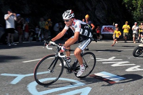 Carlos Sastre (Team CSC-Saxo Bank) passed in a flurry of colour and noise on his way to a thoroughly well deserved victory on Stage 17.