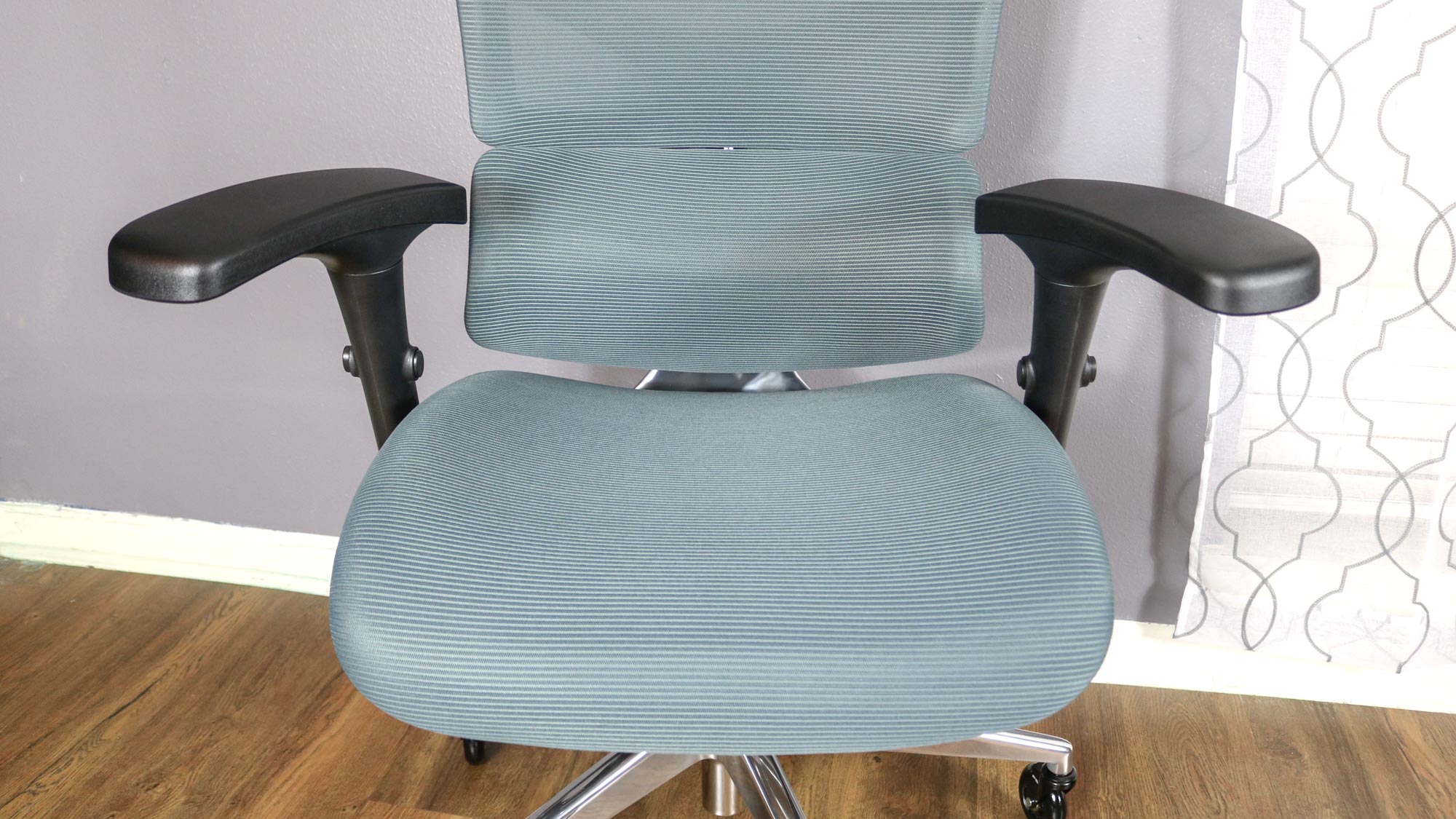 The seat, lumbar support and armrests of the X-Chair X3