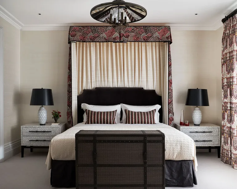 Bedroom ideas with canopy bed