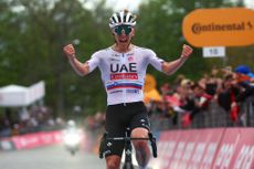 Tadej Pogačar wins stage 2 at the 2024 Giro d'Italia
