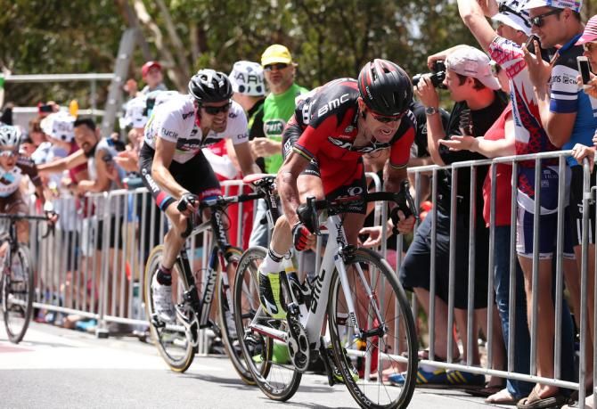 Cadel Evans (BMC) finishes ahead of Tom Dumoulin (Giant-Alpecin)