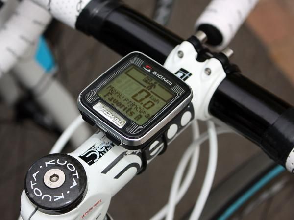 Ag2R is using Sigma's Rox 9.0 computer.