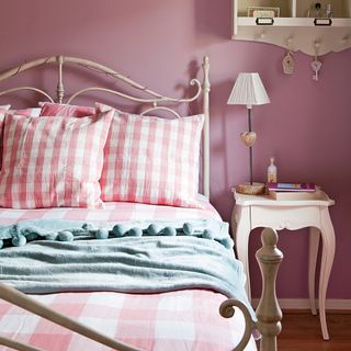 Pink bedroom with matching gingham bedding