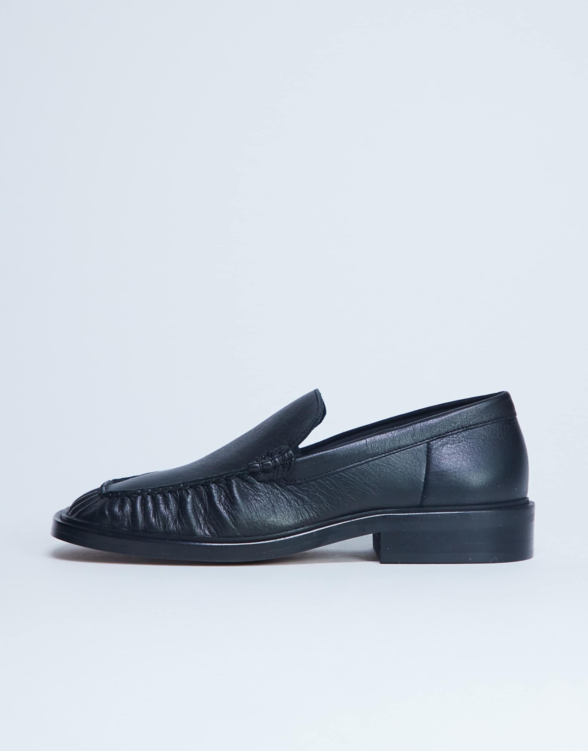 Topshop Premium Clover Real Leather Loafers With Ruched Detail in Black