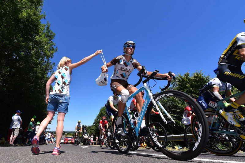 Lunch time for Johan Vansummeren of Ag2r