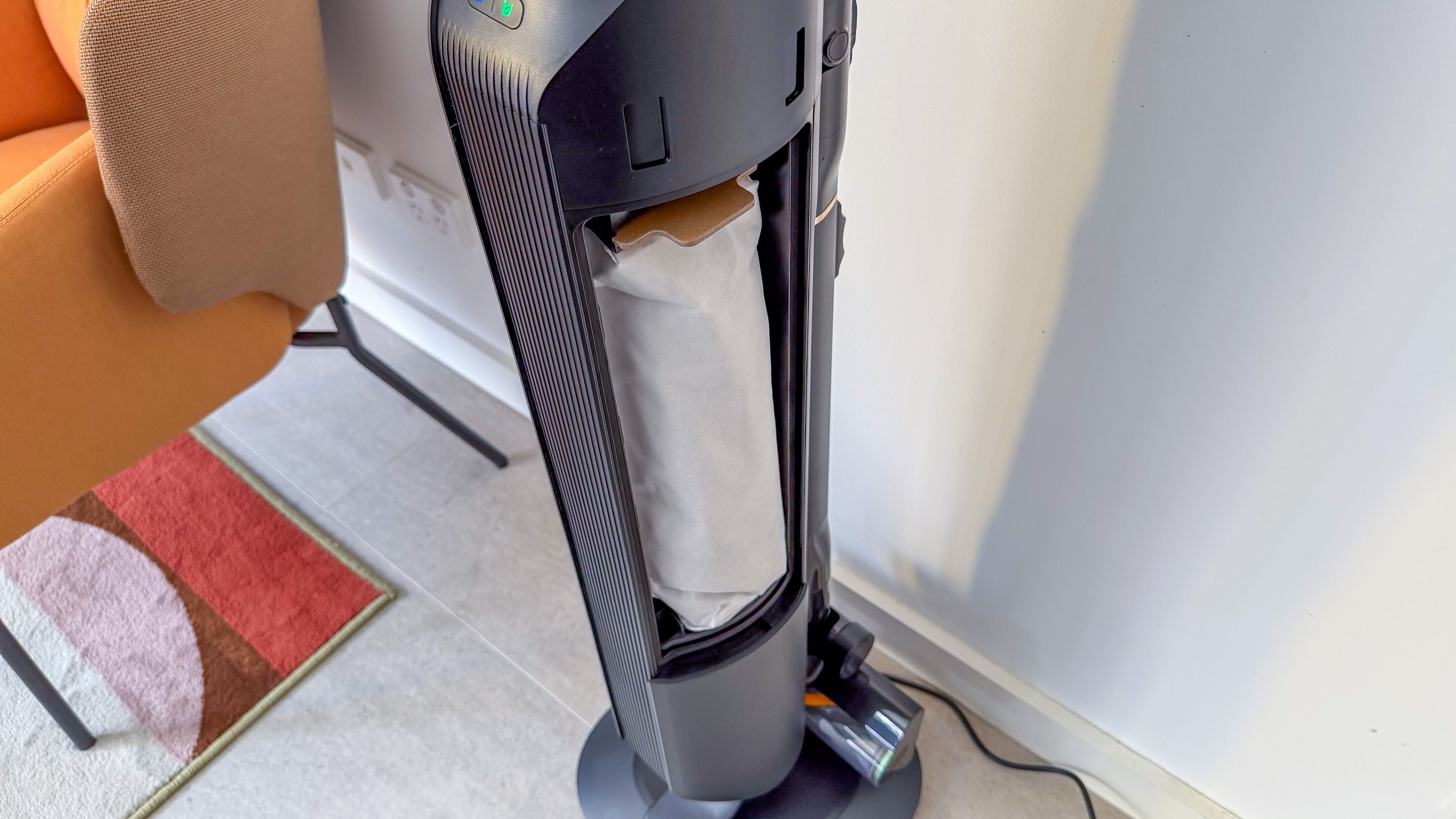 A 3L dust bag inside Dreame Z50 Station dock