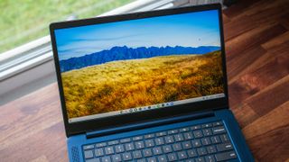 Lenovo IdeaPad Slim 3 Chromebook review