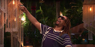 Lil Jon yells "Yeah!" as guest host on Bachelor in Paradise